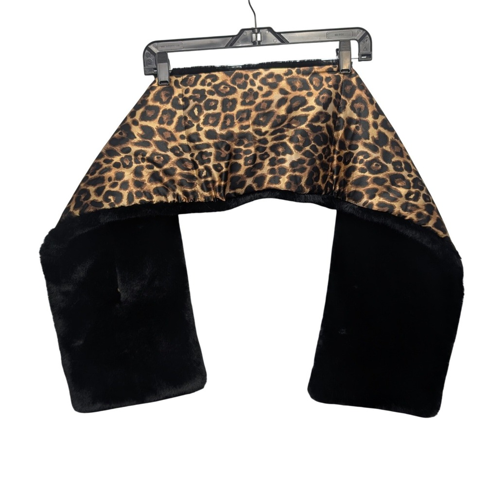 NWT White House Black Market Fur Puffer Stole Women OS Leopard Black Reversible